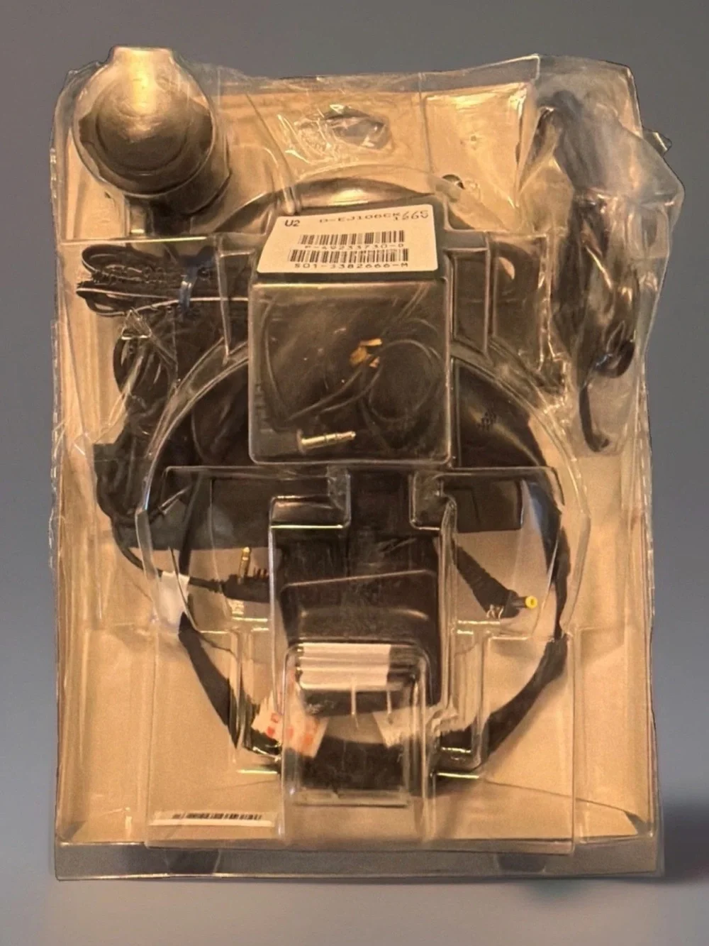 2004 Silver Sony Walkman Portable CD Player With Car Kit Headphones New Open Box
